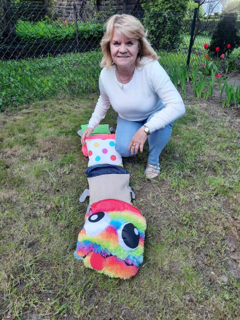 sensoryczna gąsienica i mama